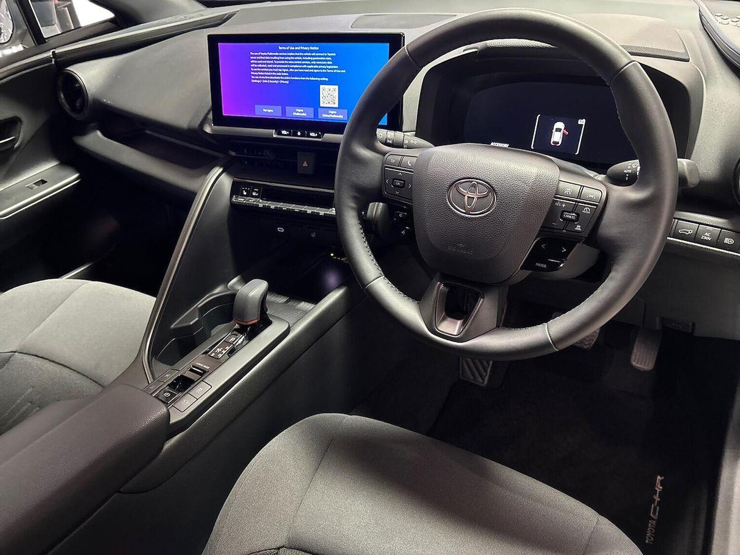 Used Toyota C-HR 2024 for sale - 76588589: Photo 8