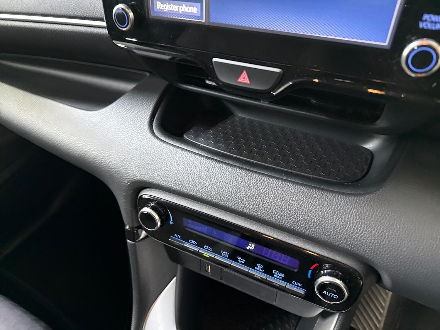 Used Toyota Yaris 2022 for sale - 78194231: Photo 24