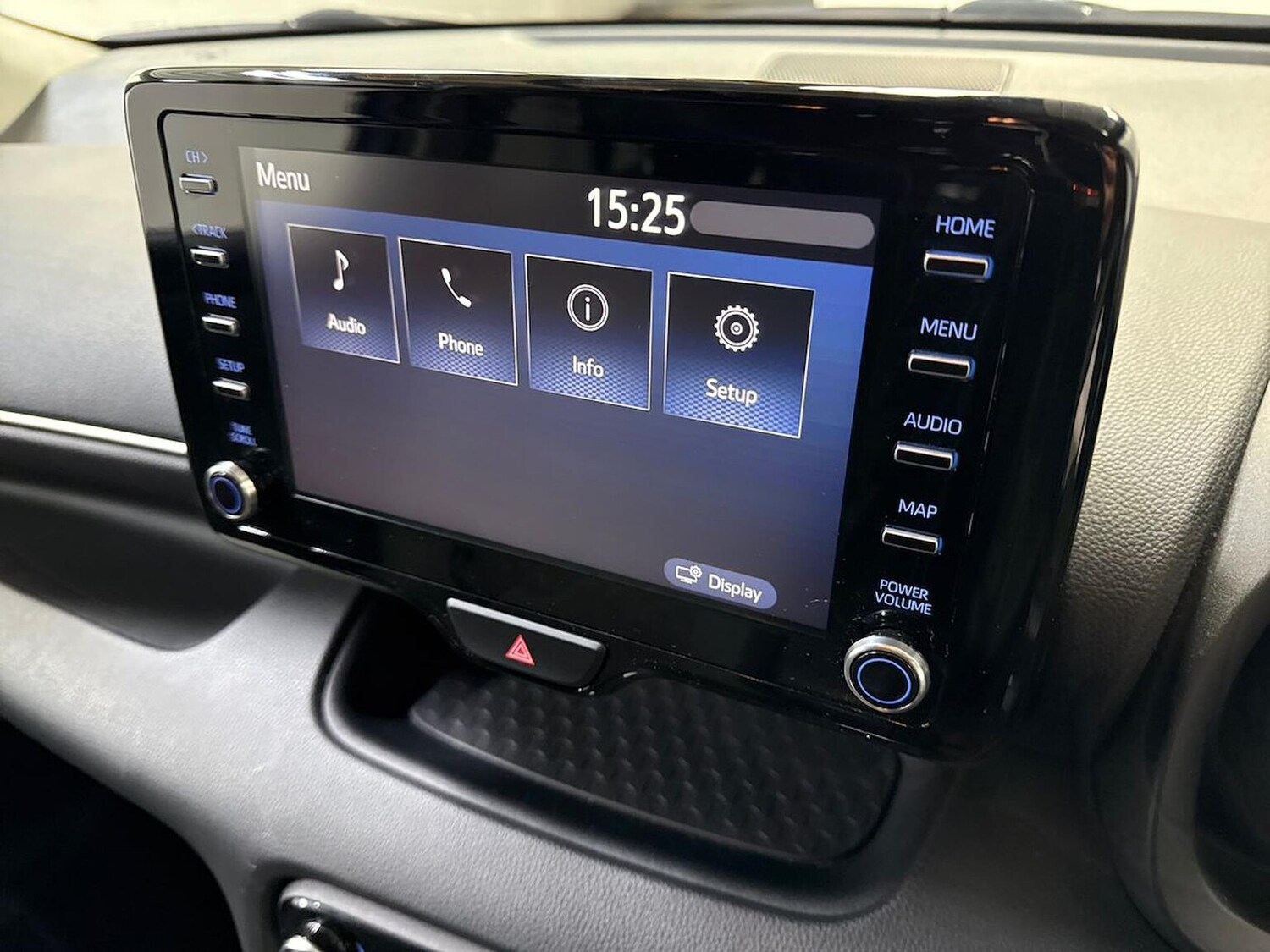 Used Toyota Yaris 2022 for sale - 78194231: Photo 25