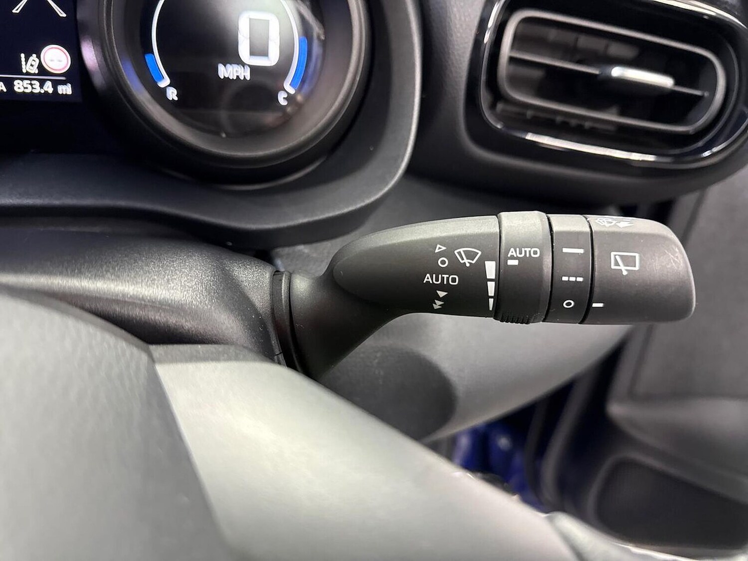 Used Toyota Yaris 2022 for sale - 78194231: Photo 28