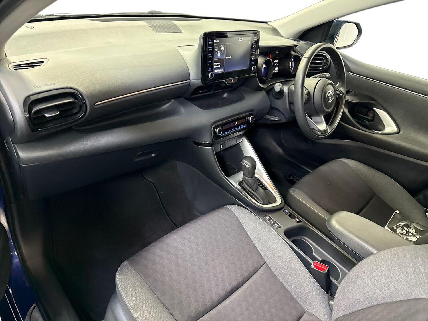 Used Toyota Yaris 2022 for sale - 78194231: Photo 9