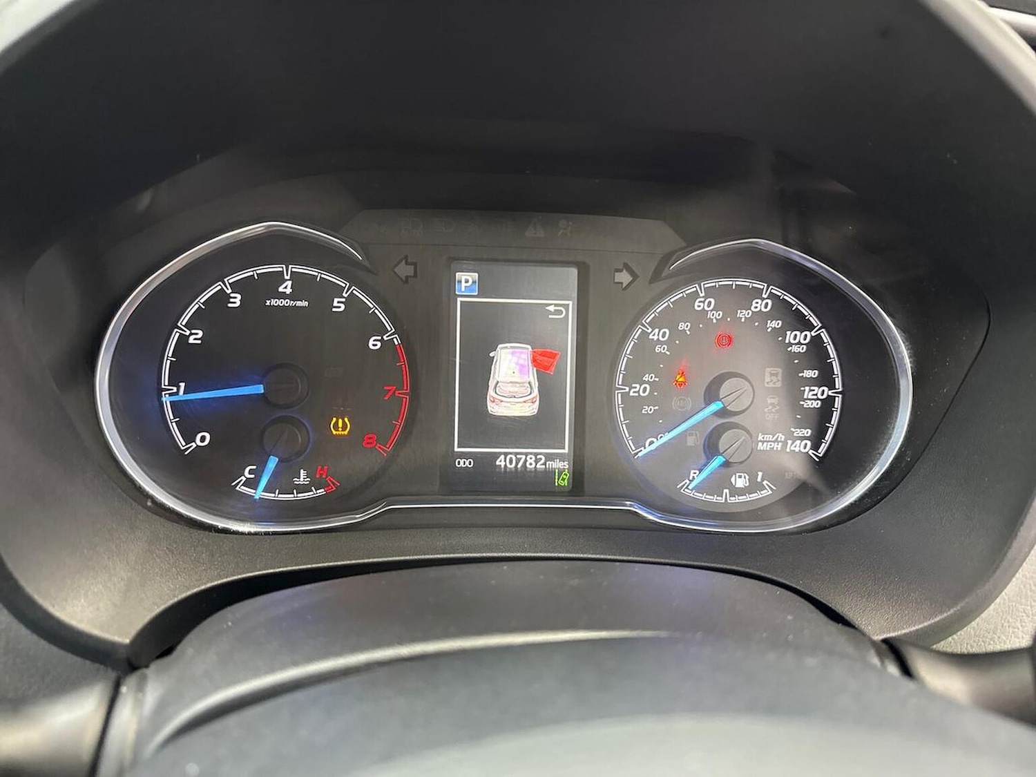 Used Toyota Yaris 2017 for sale - 77802124: Photo 10