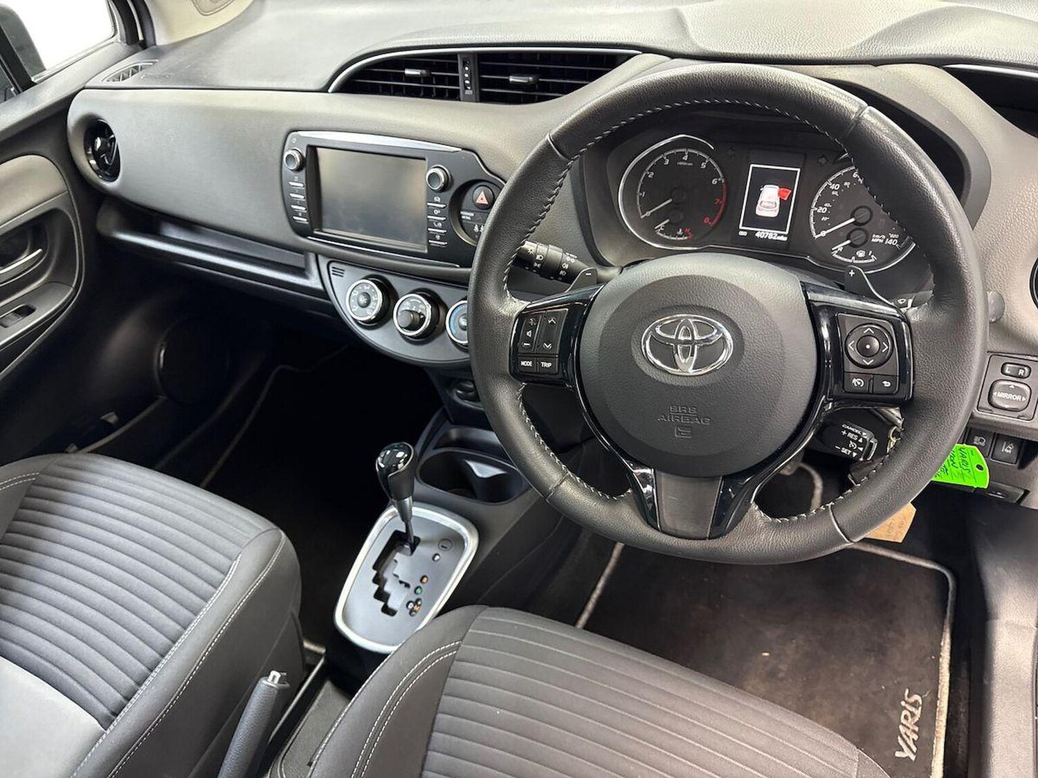 Used Toyota Yaris 2017 for sale - 77802124: Photo 15