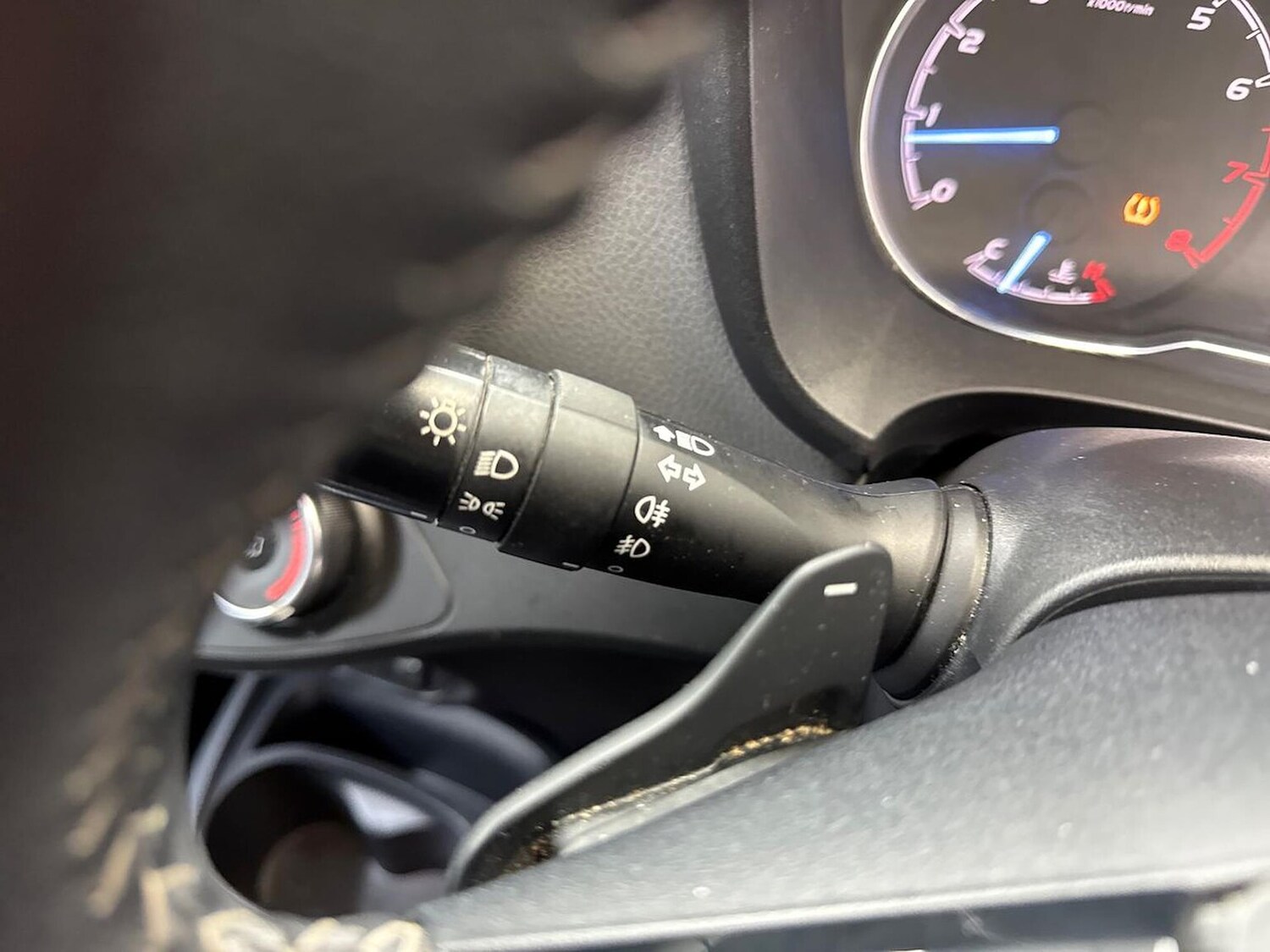 Used Toyota Yaris 2017 for sale - 77802124: Photo 26