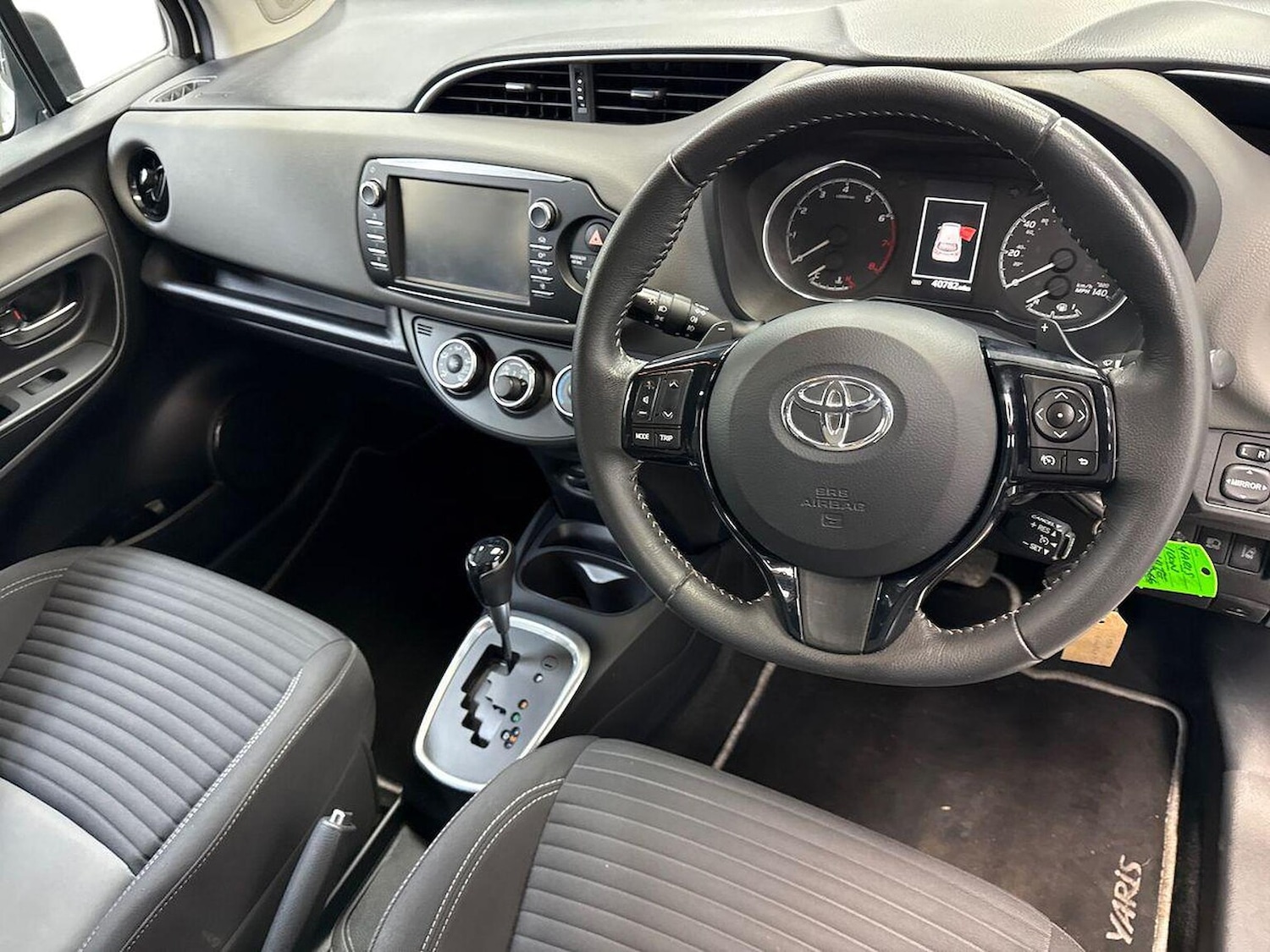 Used Toyota Yaris 2017 for sale - 77802124: Photo 9
