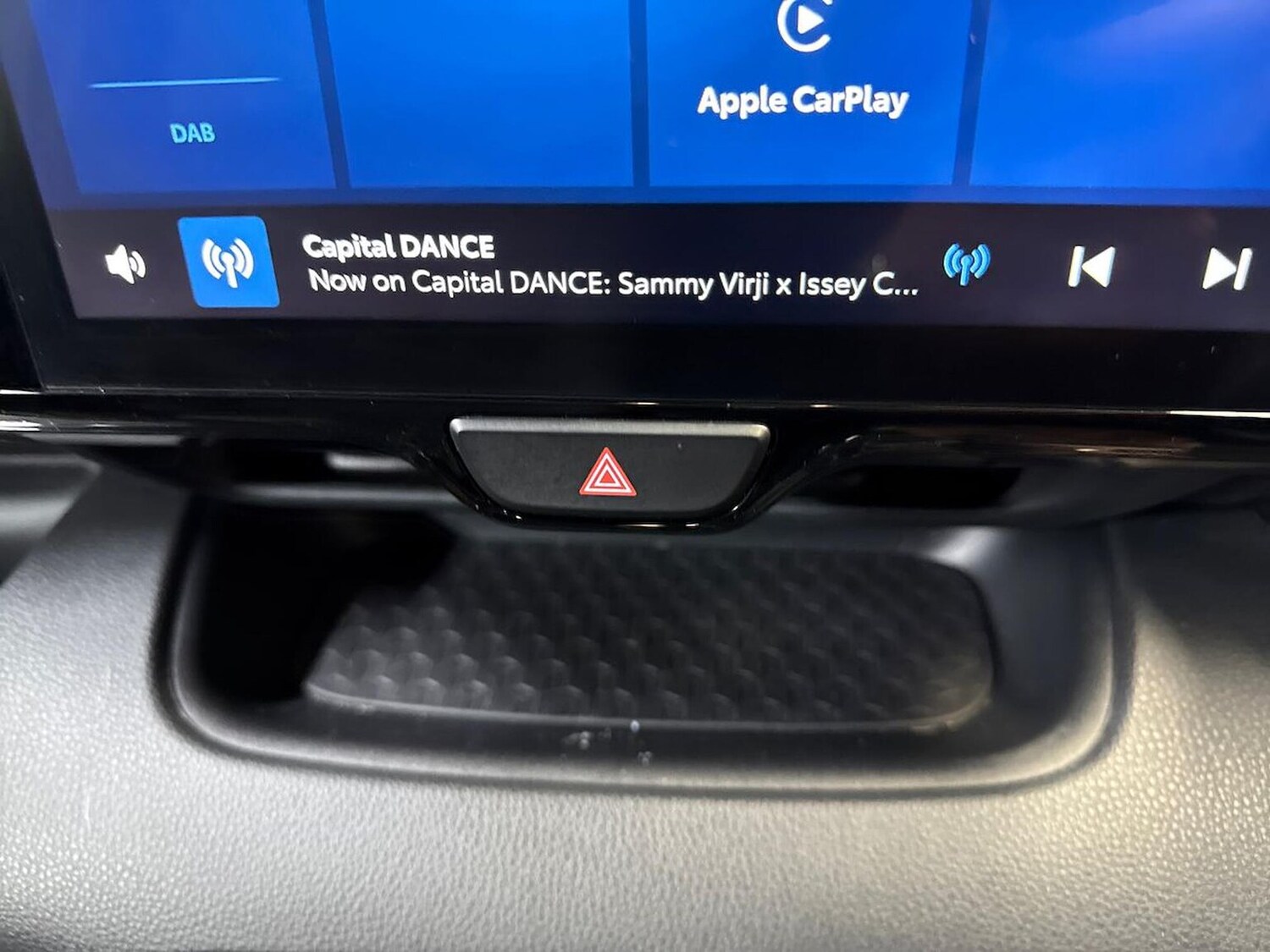 Used Toyota Yaris 2024 for sale - 76412523: Photo 22