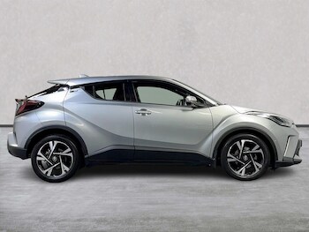 Used Toyota C-HR 2023 for sale - 75491136: Photo