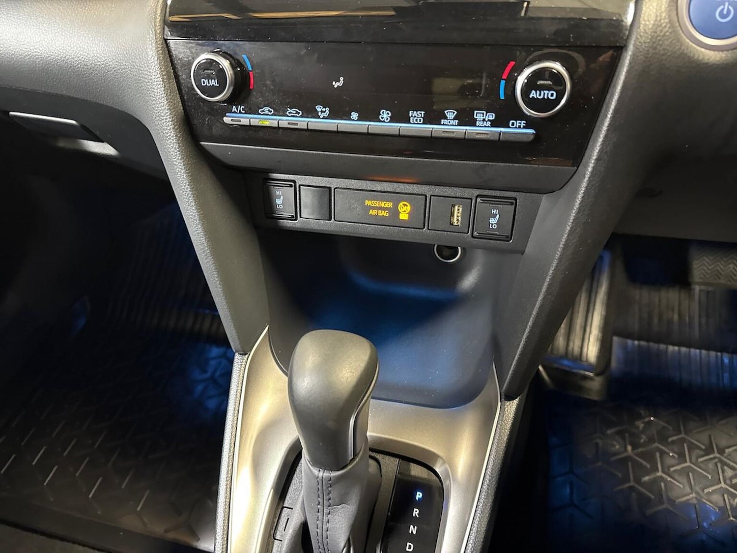 Used Toyota Yaris Cross 2024 for sale - 76324572: Photo 12