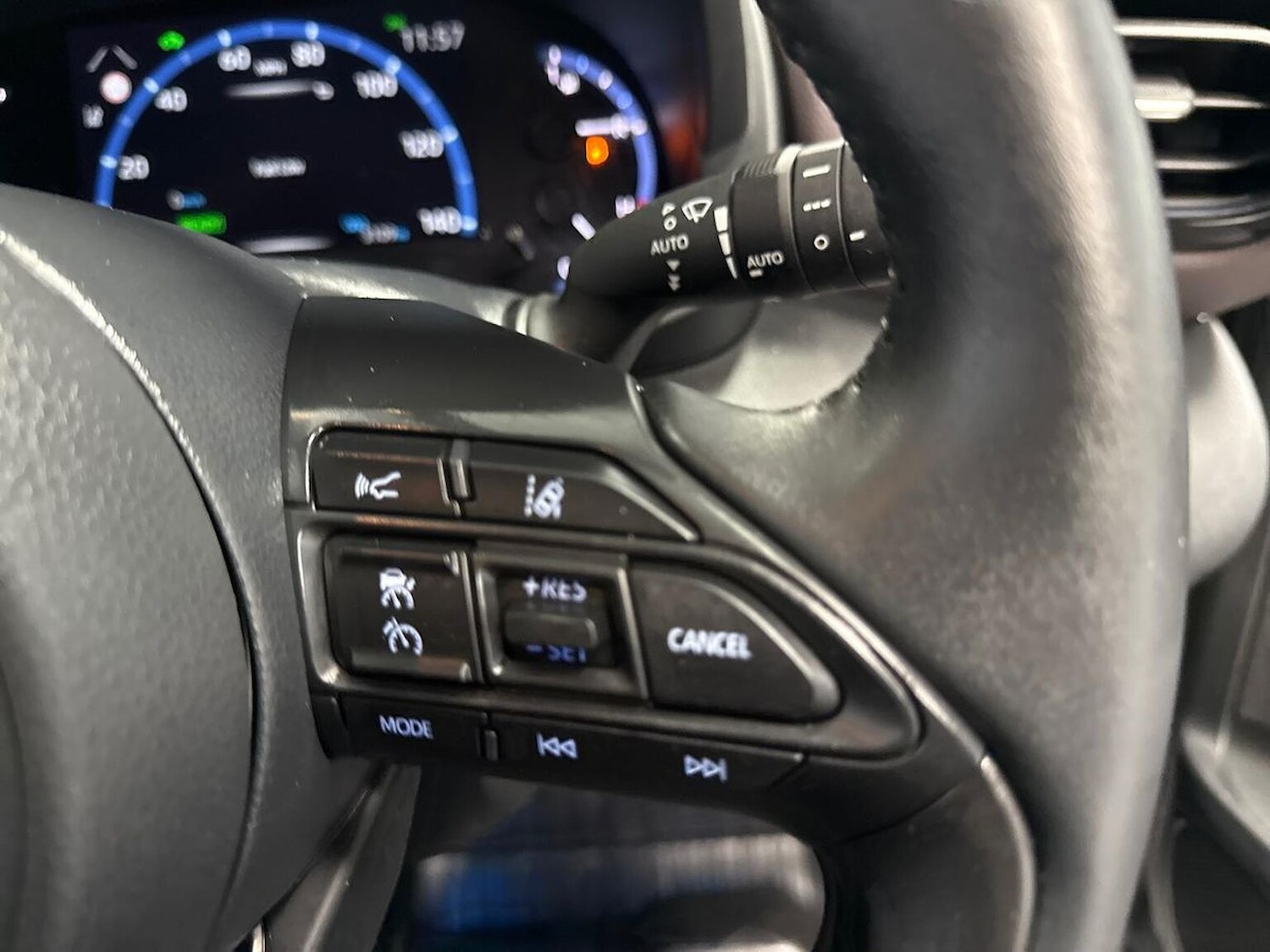 Used Toyota Yaris Cross 2024 for sale - 76324572: Photo 26