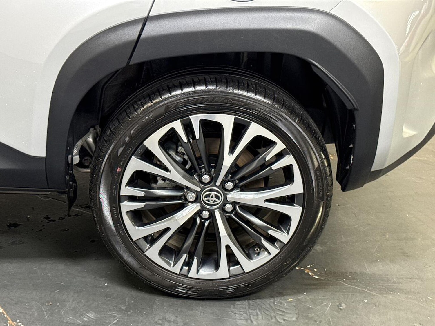 Used Toyota Yaris Cross 2024 for sale - 76324572: Photo 6