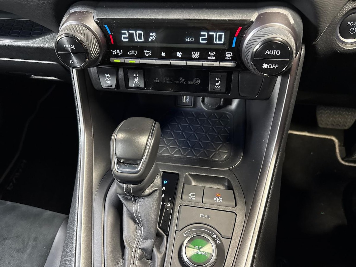 Used Toyota RAV4 2024 for sale - 76268270: Photo 12