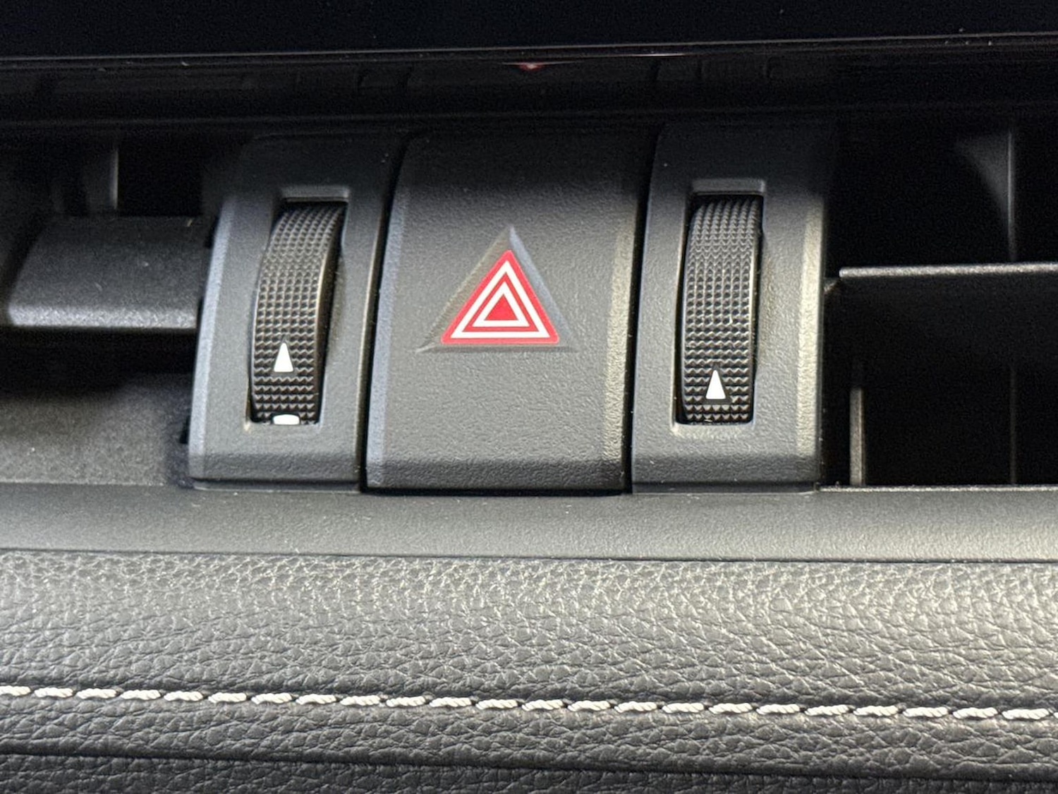 Used Toyota RAV4 2024 for sale - 76268270: Photo 22