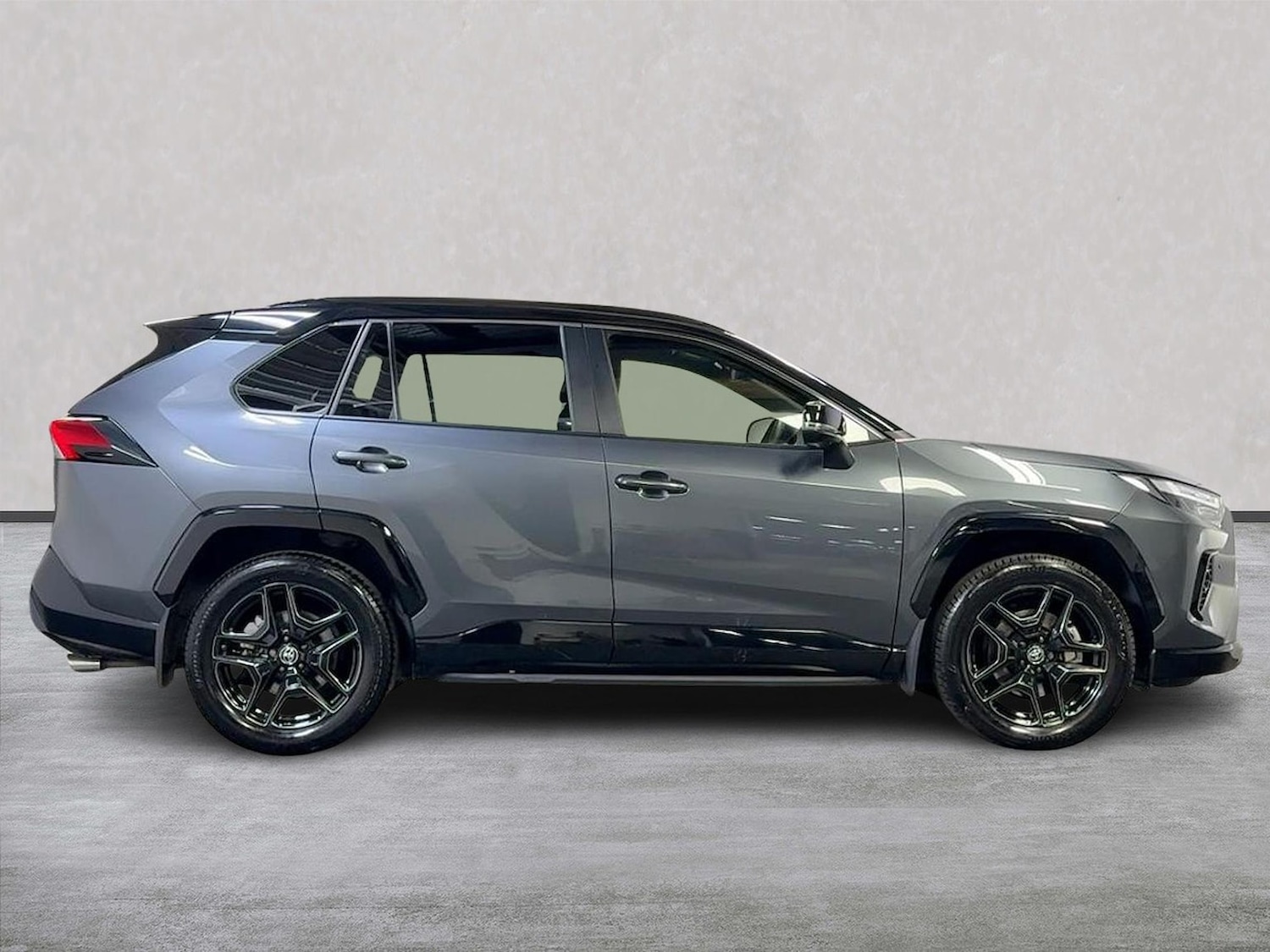 Used Toyota RAV4 2024 for sale - 76268270: Photo 3