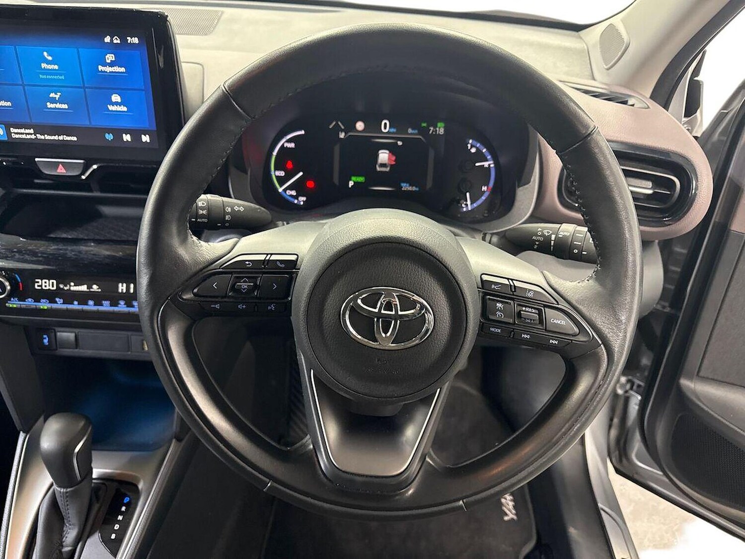 Used Toyota Yaris Cross 2023 for sale - 78194253: Photo 11