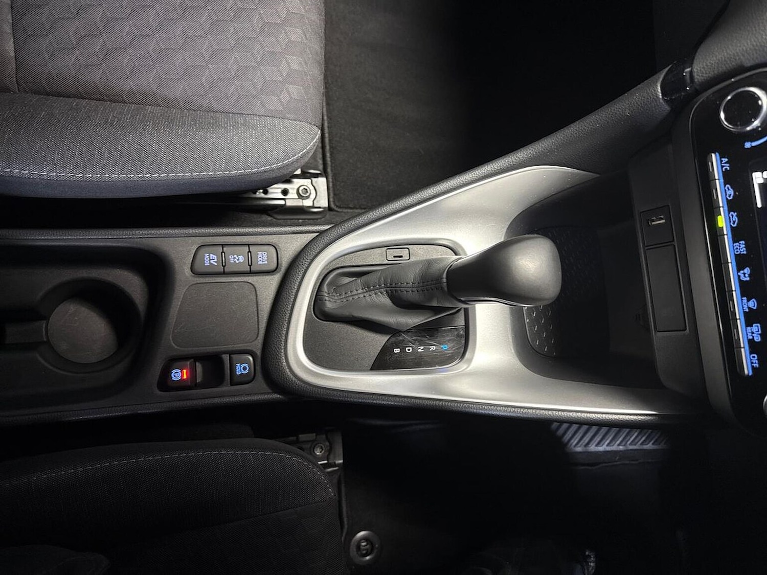 Used Toyota Yaris 2023 for sale - 76693353: Photo 13