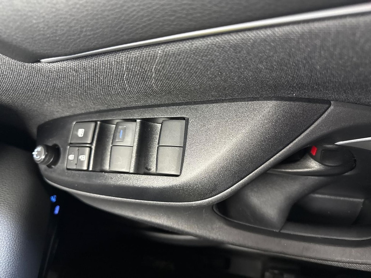 Used Toyota Yaris 2023 for sale - 76693353: Photo 21