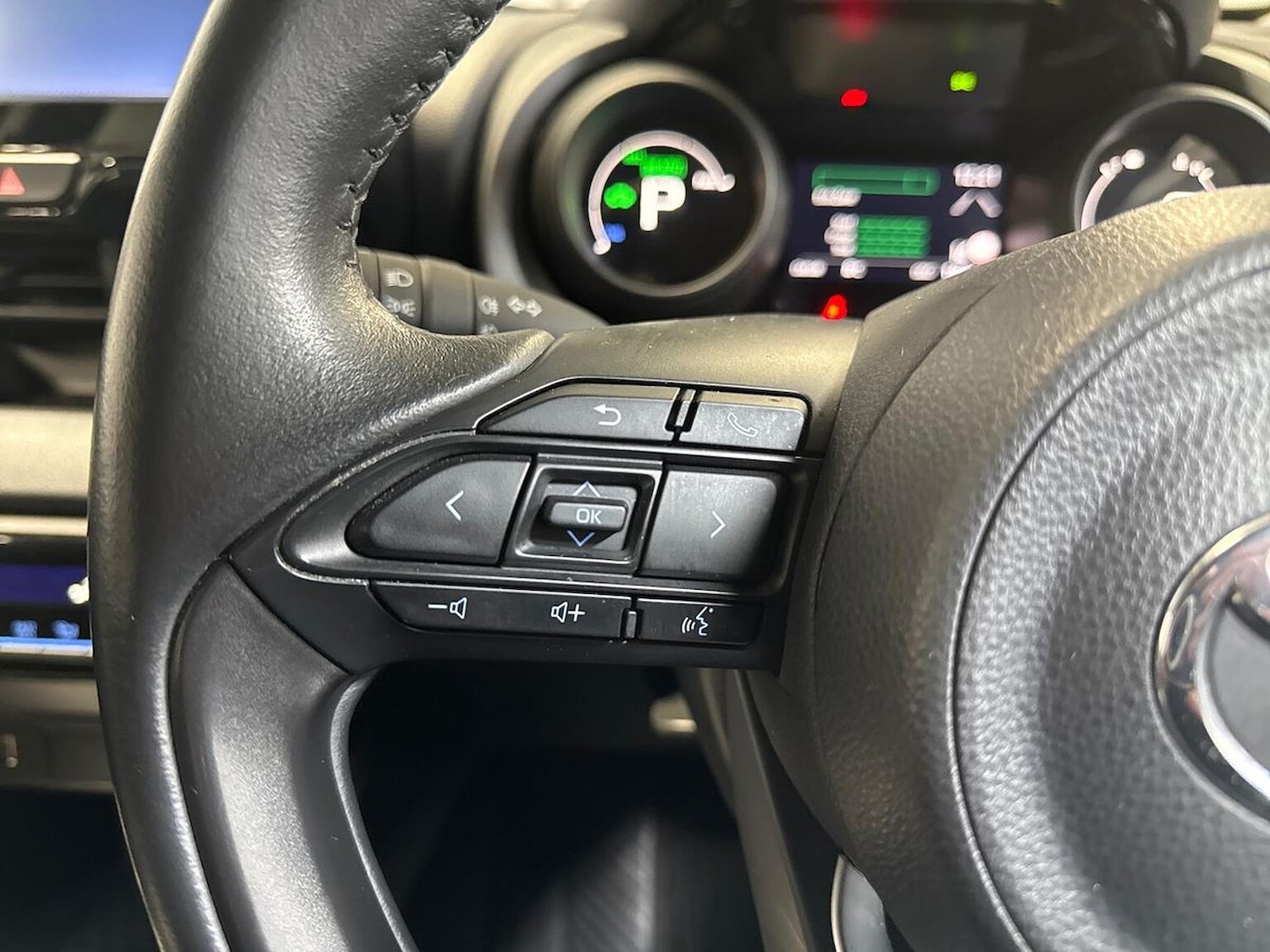 Used Toyota Yaris 2023 for sale - 76693353: Photo 24