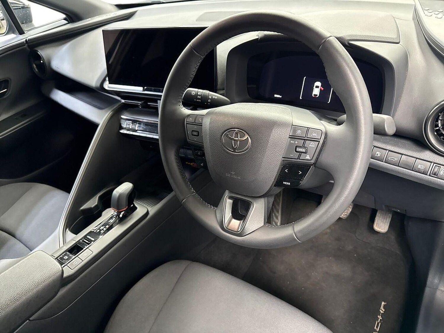 Used Toyota C-HR 2024 for sale - 78194219: Photo 11