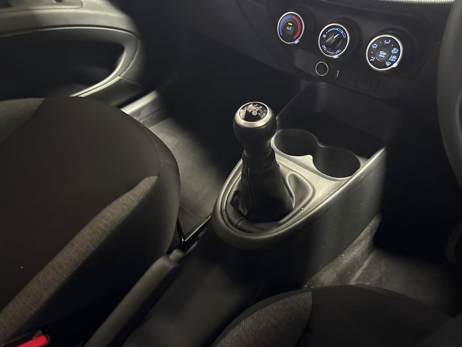 Used Toyota Aygo X 2023 for sale - 75999653: Photo 13