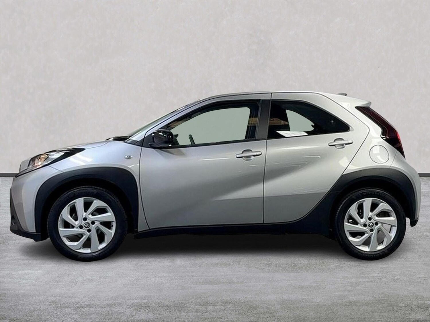 Used Toyota Aygo X 2023 for sale - 75999653: Photo 19