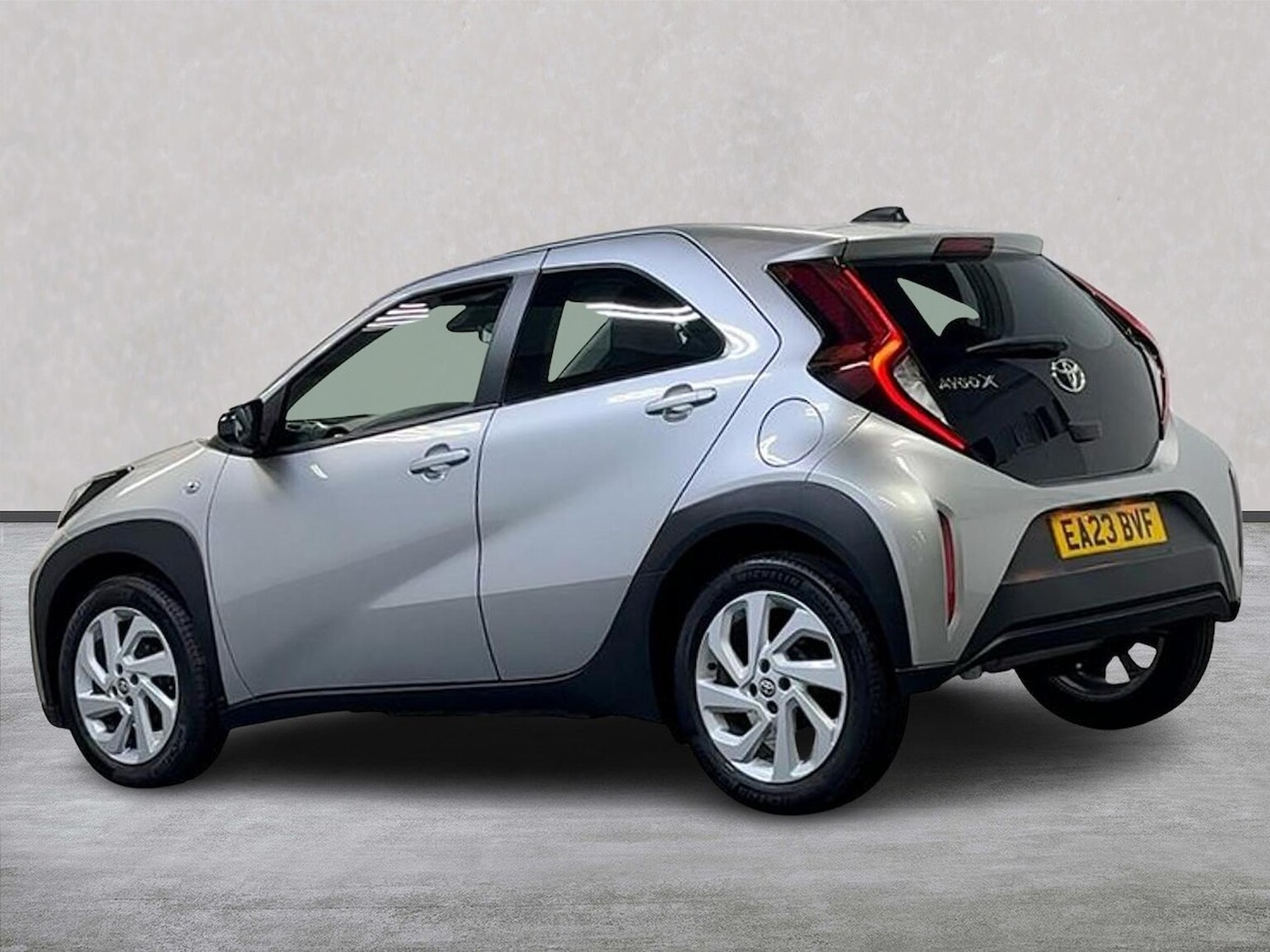 Used Toyota Aygo X 2023 for sale - 75999653: Photo 2