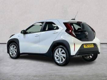 Used Toyota Aygo X 2024 for sale - 76809399: Photo