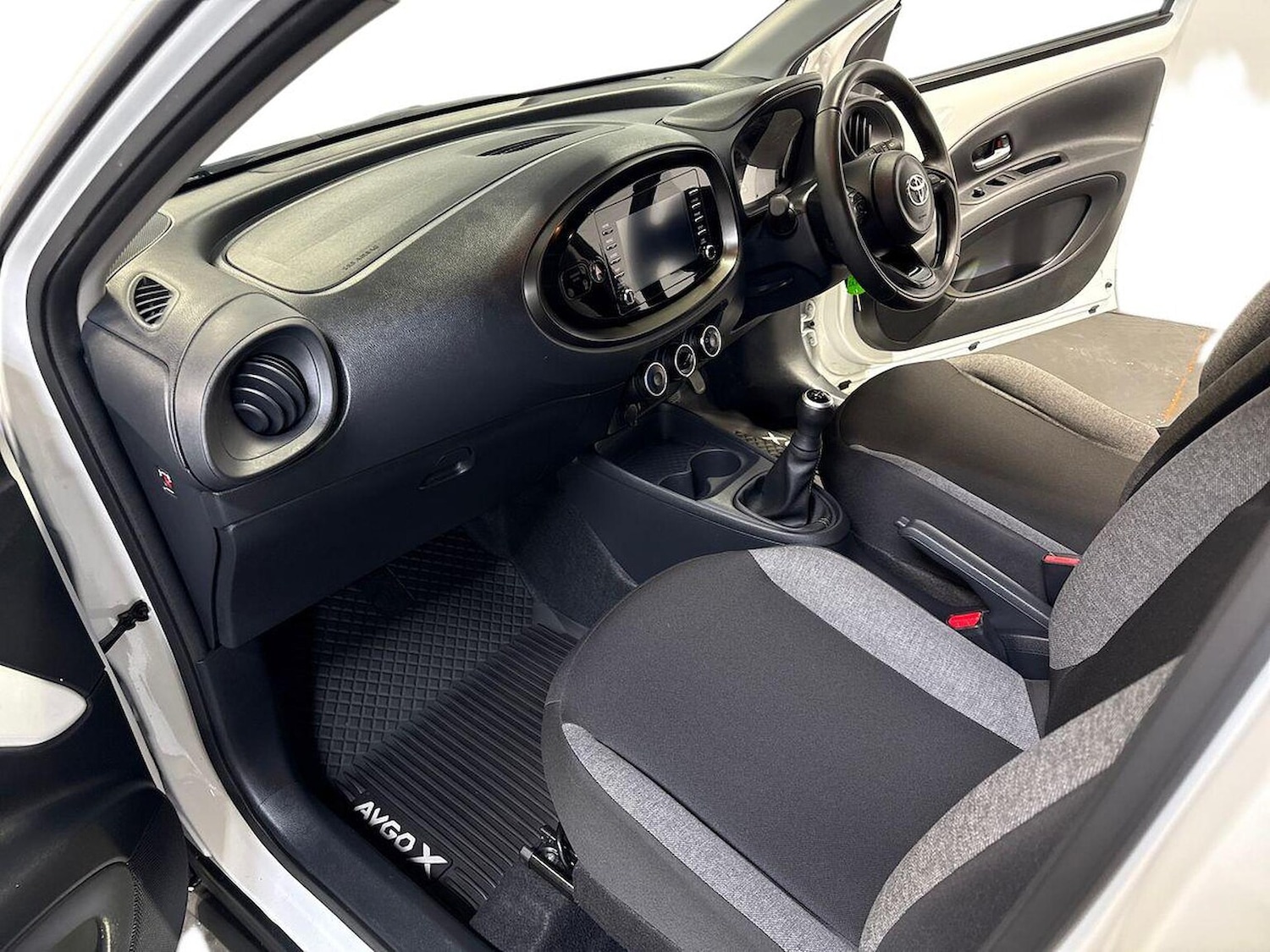 Used Toyota Aygo X 2024 for sale - 76809399: Photo 7