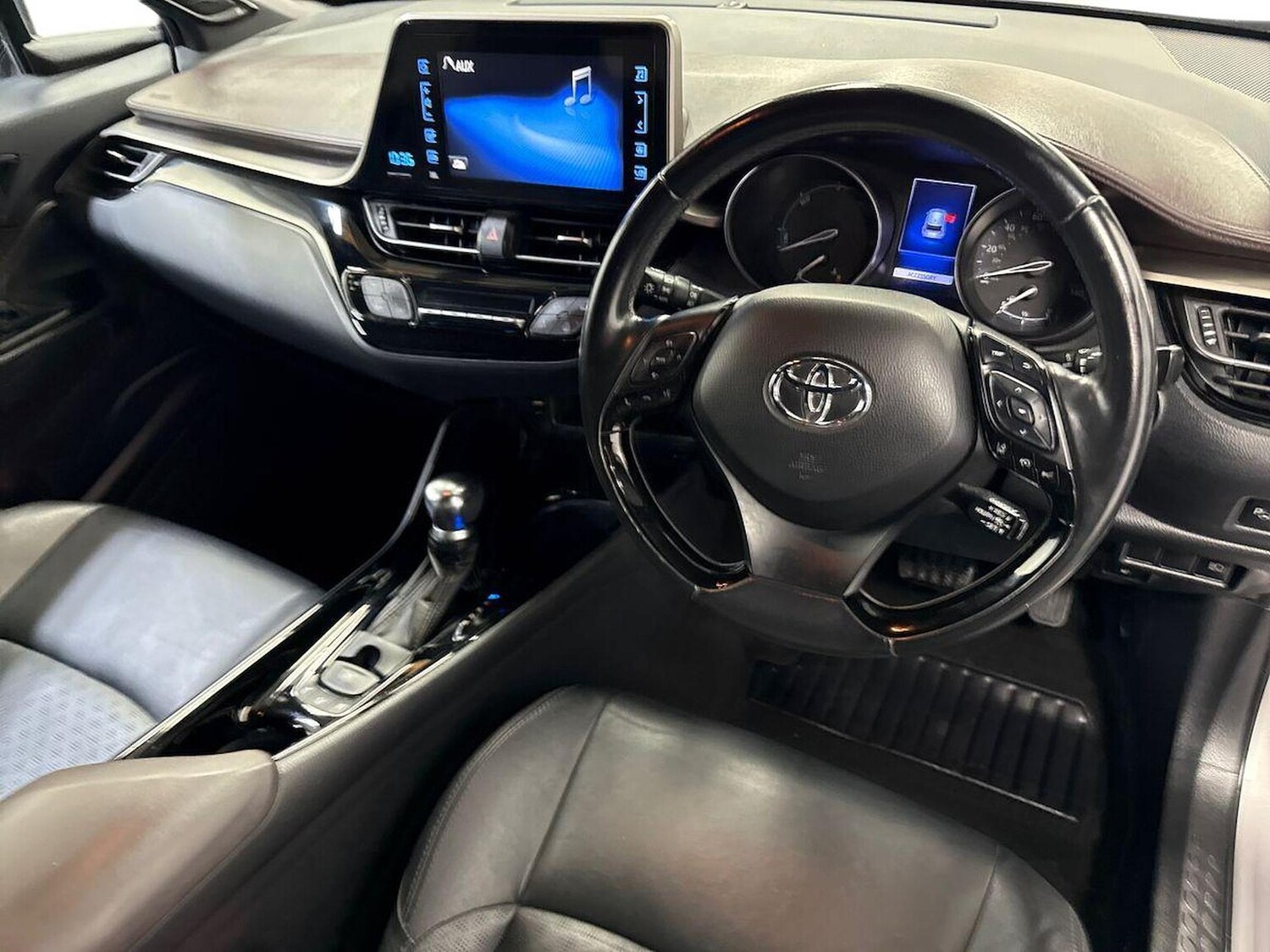 Used Toyota C-HR 2018 for sale - 78192791: Photo 10