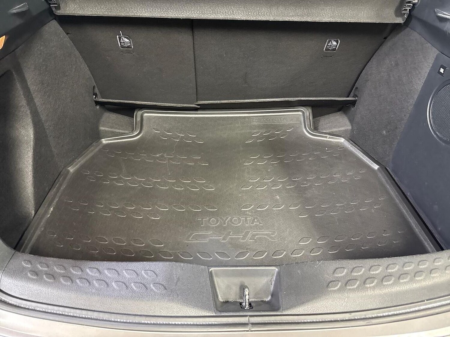 Used Toyota C-HR 2018 for sale - 78192791: Photo 19