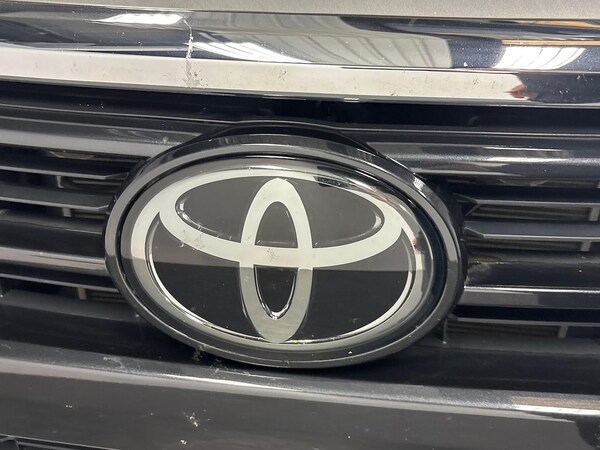 Used Toyota Hilux 2022 for sale - 75490246: Photo 28