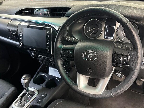 Used Toyota Hilux 2022 for sale - 75490246: Photo 9