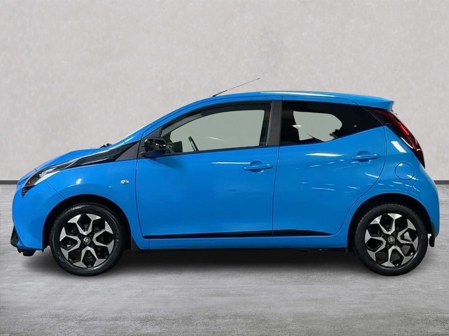 Used Toyota AYGO 2020 for sale - 76758885: Photo 19