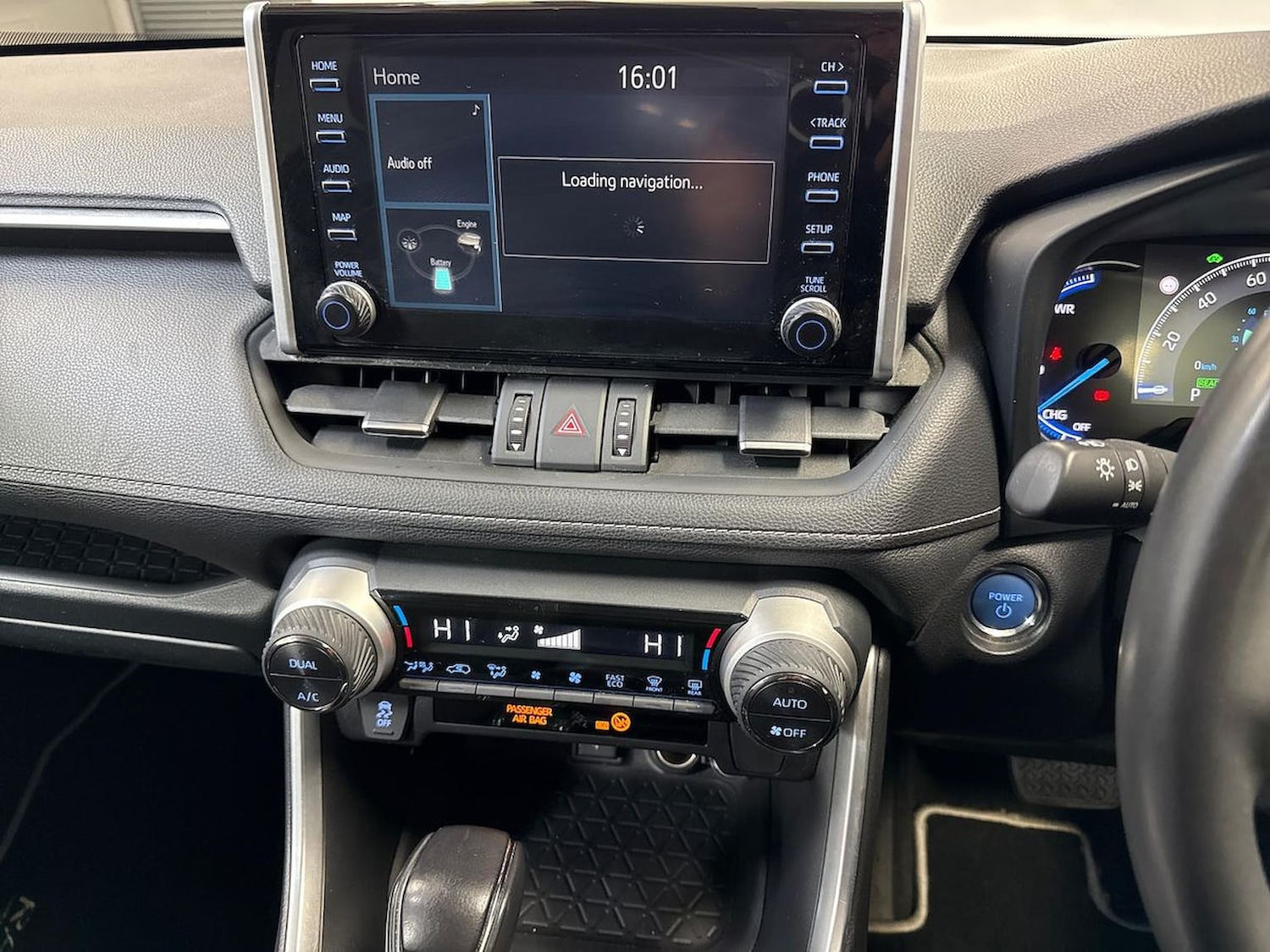 Used Toyota RAV4 2021 for sale - 76436518: Photo 11