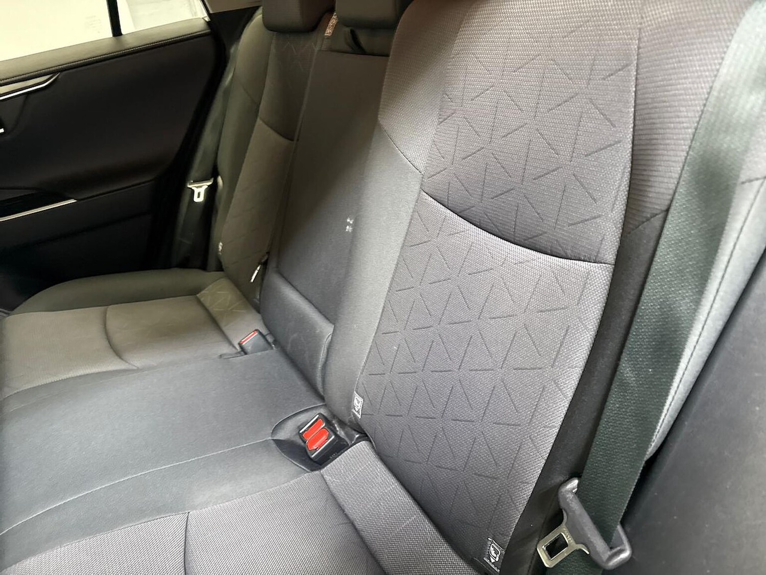 Used Toyota RAV4 2021 for sale - 76436518: Photo 16