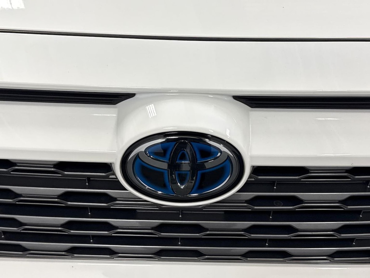 Used Toyota RAV4 2021 for sale - 76436518: Photo 28