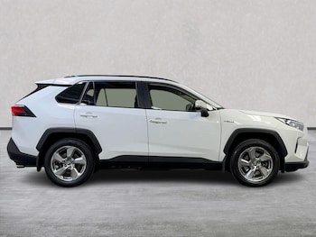 Used Toyota RAV4 2021 for sale - 76436518: Photo