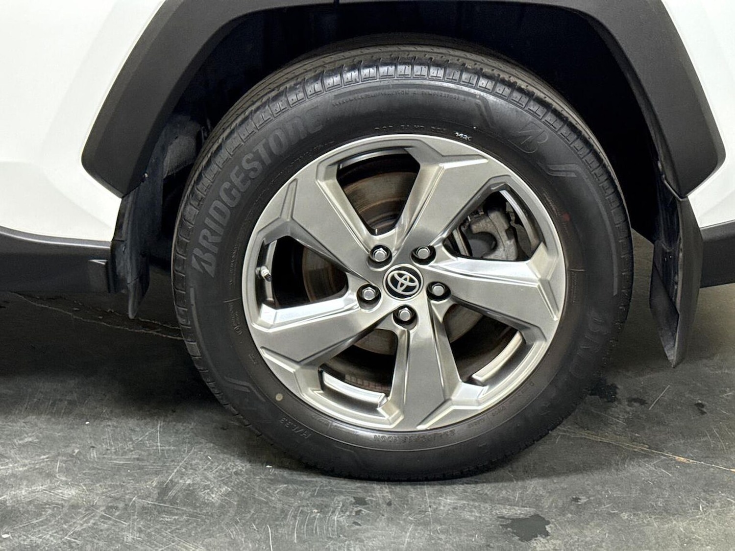 Used Toyota RAV4 2021 for sale - 76436518: Photo 6