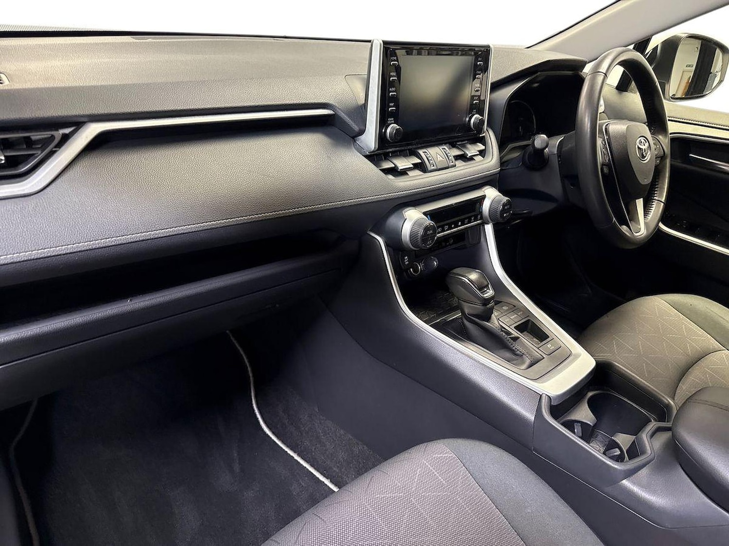 Used Toyota RAV4 2021 for sale - 76436518: Photo 7