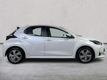Used Toyota Yaris 2024 for sale - 79150908: Photo