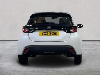 Used Toyota Yaris 2024 for sale - 79150908: Photo