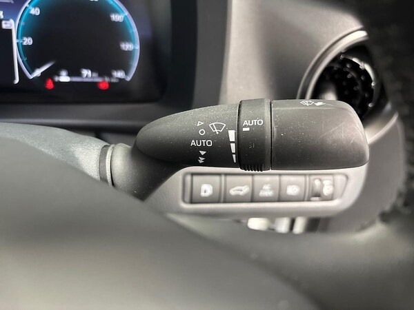 Used Toyota C-HR 2024 for sale - 76194516: Photo 27