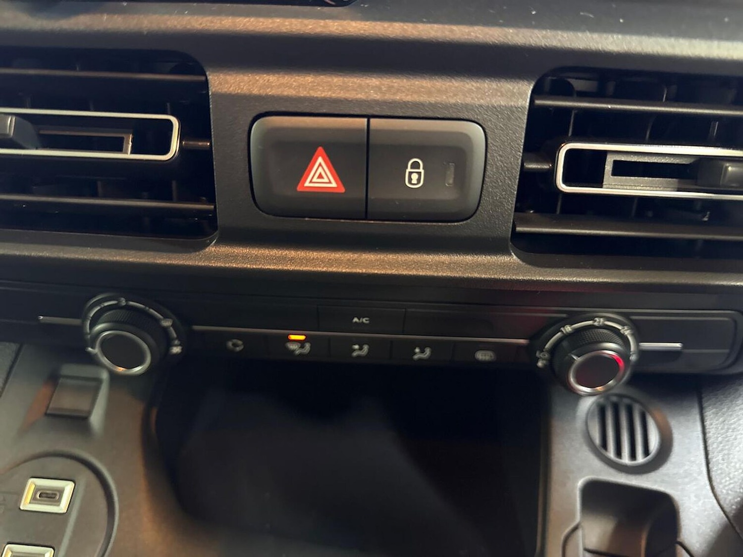 Used Toyota ProAce 2025 for sale - 76211984: Photo 22