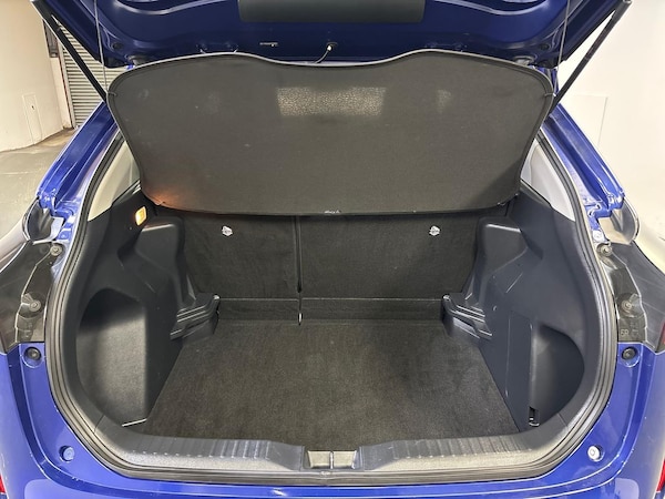 Used Toyota Yaris Cross 2023 for sale - 75587376: Photo 17