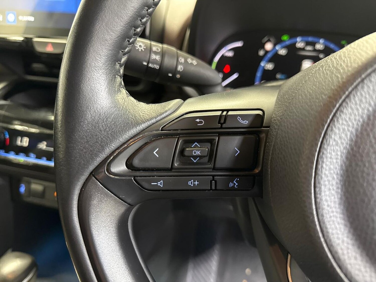 Used Toyota Yaris Cross 2023 for sale - 76026092: Photo 25