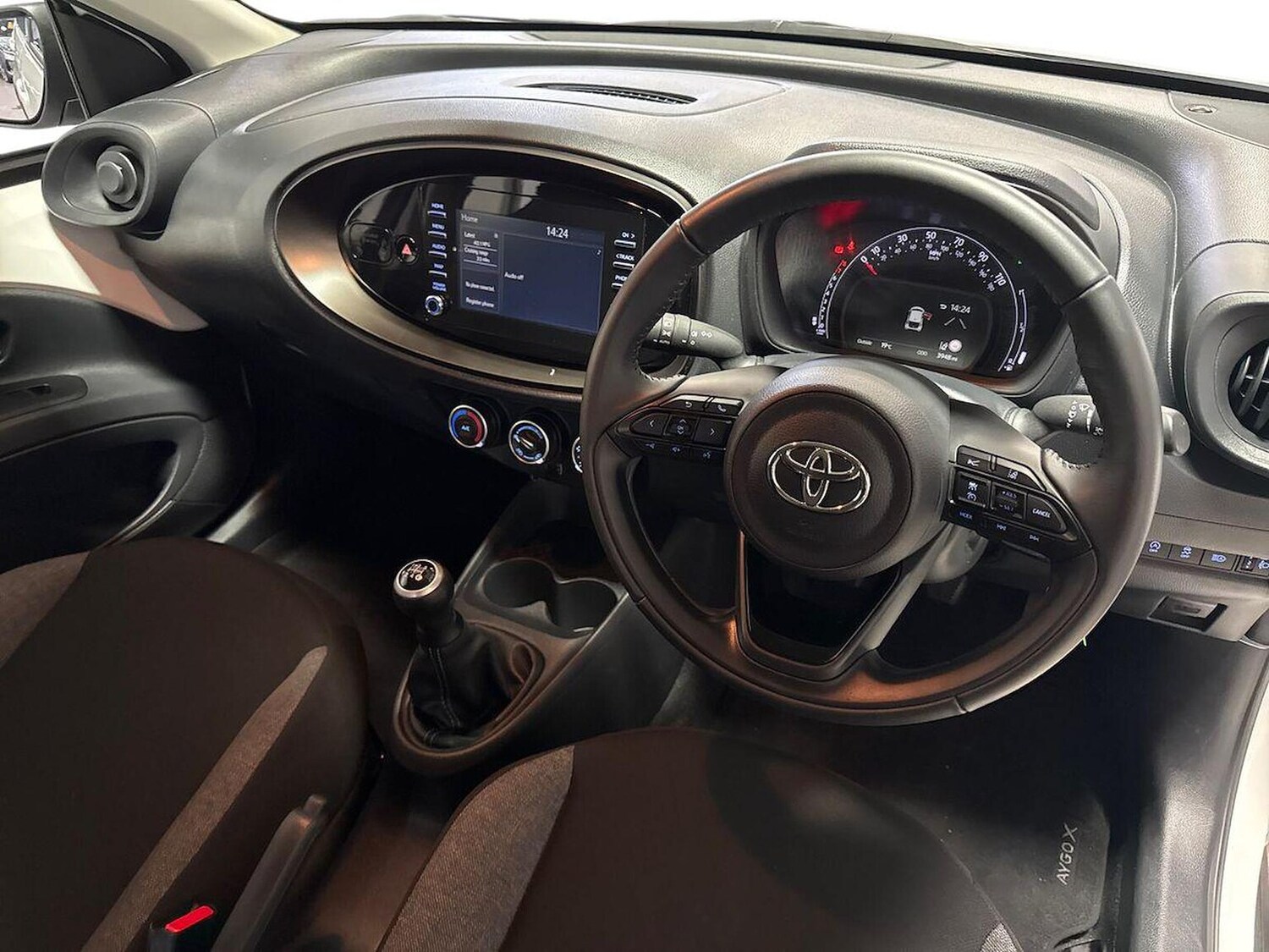 Used Toyota Aygo X 2023 for sale - 76011047: Photo 8