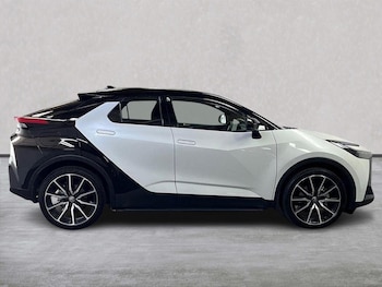 Used Toyota C-HR 2024 for sale - 75490573: Photo