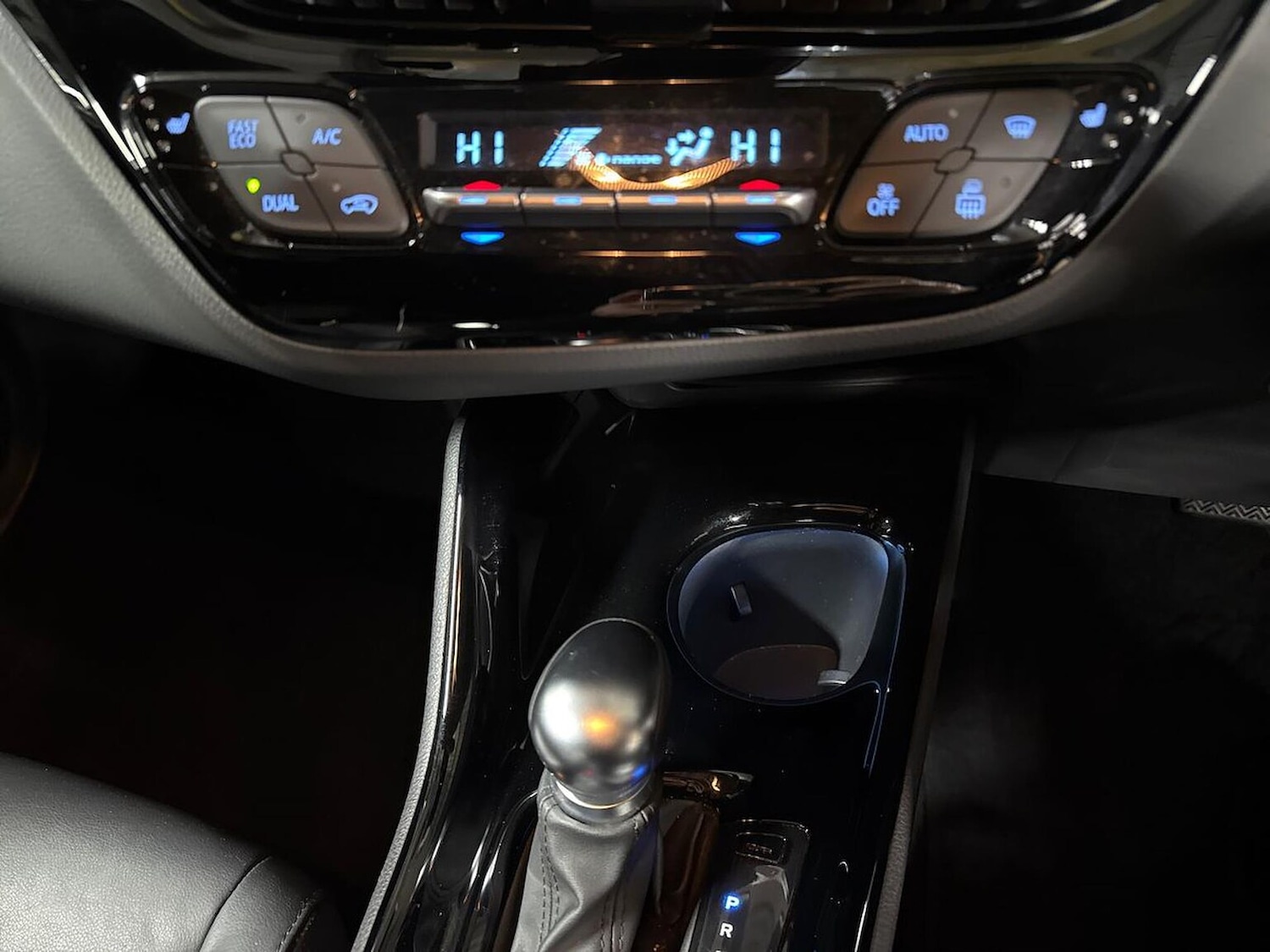 Used Toyota C-HR 2022 for sale - 77635468: Photo 12