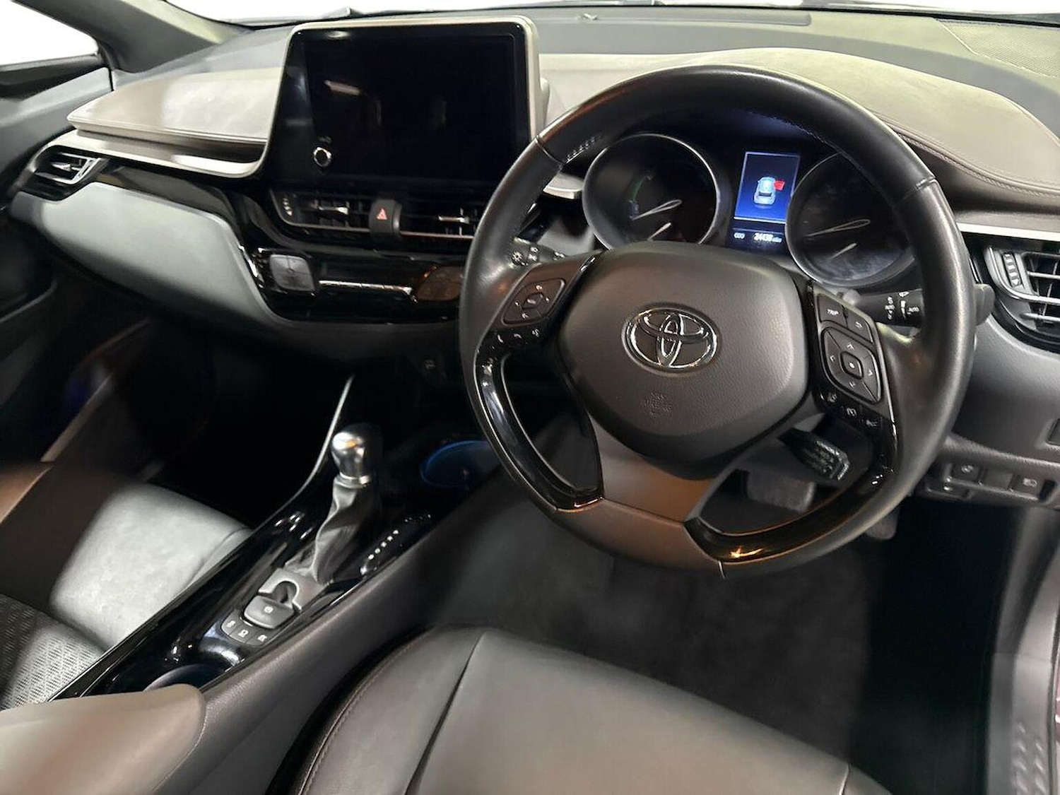 Used Toyota C-HR 2022 for sale - 77635468: Photo 15