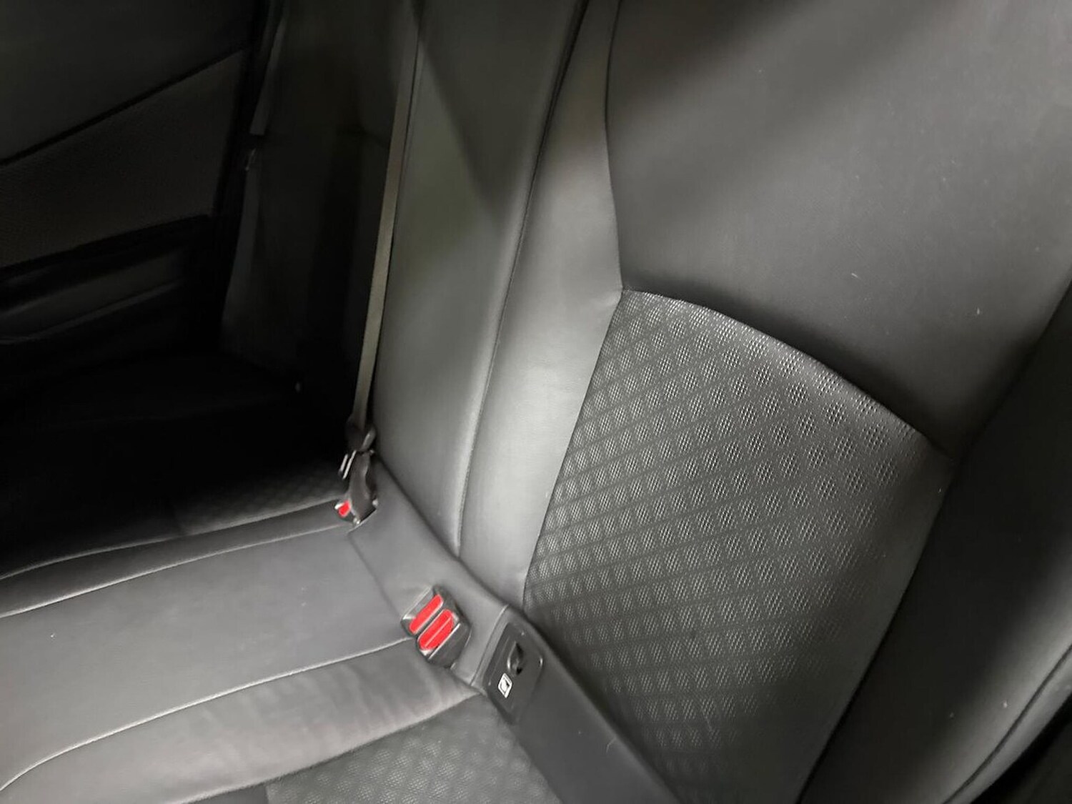 Used Toyota C-HR 2022 for sale - 77635468: Photo 16