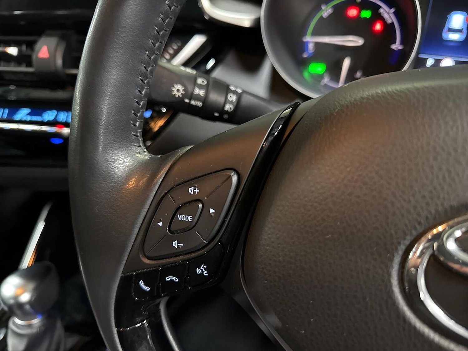 Used Toyota C-HR 2022 for sale - 77635468: Photo 24